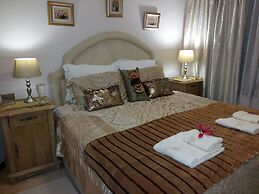 Bay View Guest Apartments