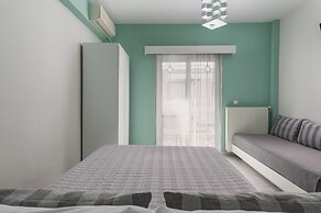 Ouzas Luxury Hotel