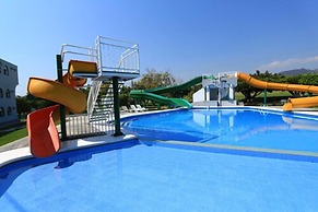 Dorados Conventions & Resort