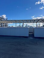 Edgecliff Lodge Motel