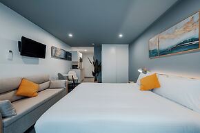 Mollymook Shored Hotel