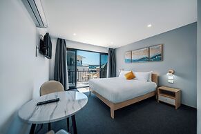 Mollymook Shored Hotel