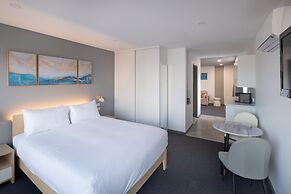 Mollymook Shored Hotel