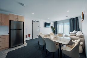 Mollymook Shored Hotel