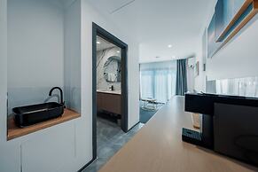 Mollymook Shored Hotel