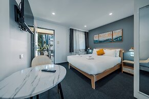 Mollymook Shored Hotel