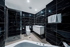 Mollymook Shored Hotel