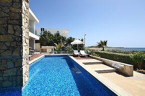 Paradise Cove Beach Villas