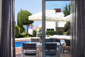 Paradise Cove Beach Villas
