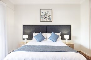 Camelot Boutique Accommodations