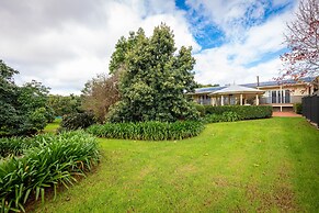 Camelot Boutique Accommodations