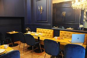 Hotel Petit Saint Honoré