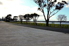 Bayside Hotel