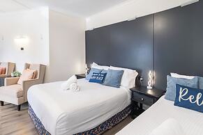 Motel 10