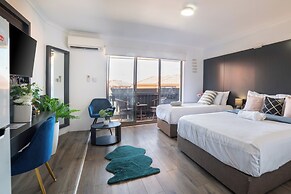 Motel 10