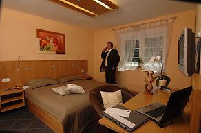 Das Wolfshotel am Arendsee