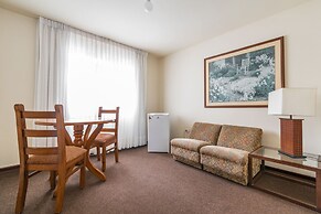 San Isidro Inn
