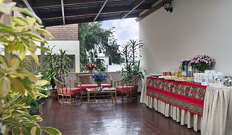 San Isidro Inn