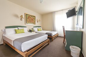 San Isidro Inn