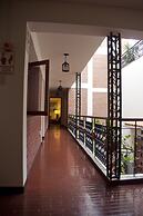 San Isidro Inn