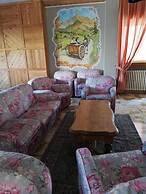 Hotel Holiday Debili