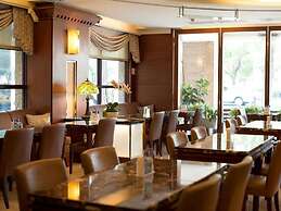 Hotel Dion