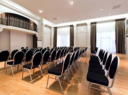 Mercure Lille Roubaix Grand Hotel