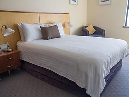 Ocean Beach Hotel