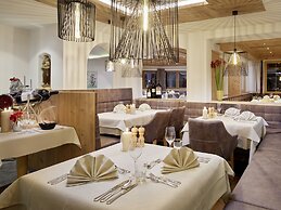 Hotel Tirol