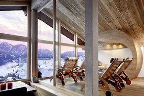 Hotel Tirol