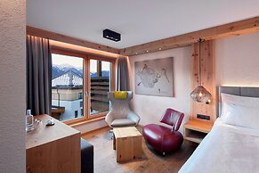 Hotel Tirol