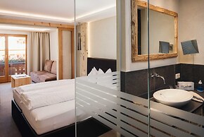 Hotel Tirol
