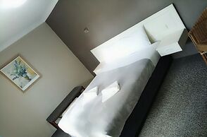 Excelsior Motor Inn