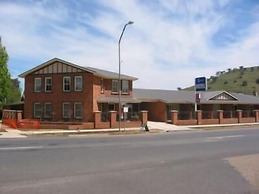 Gabriel Motor Inn