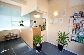 Parkville Motel