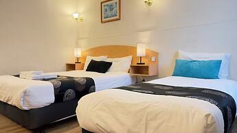 Parkville Motel