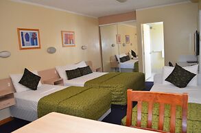 Airport Motel