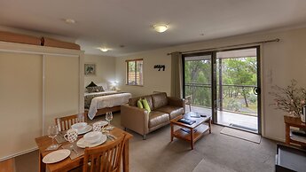 31 The Rocks