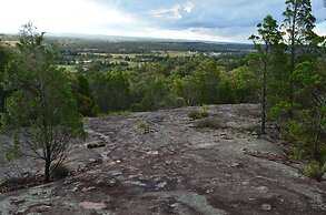 31 The Rocks