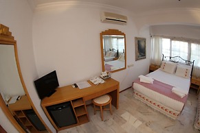 Antik Motel
