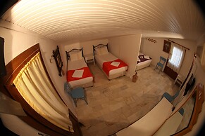 Antik Motel
