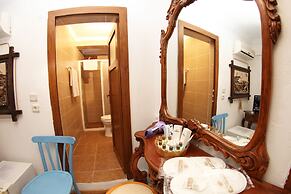 Antik Motel