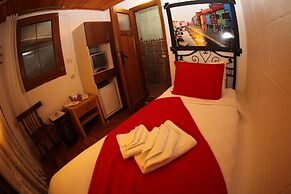Antik Motel