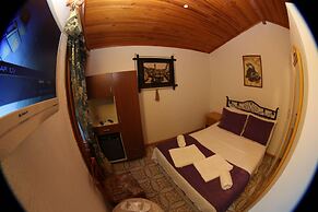 Antik Motel