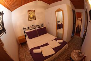 Antik Motel