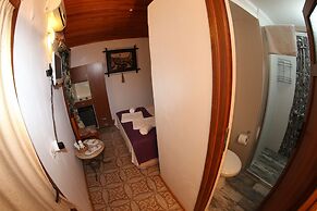 Antik Motel