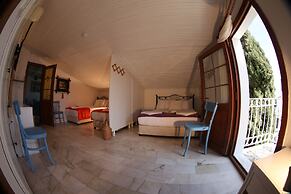 Antik Motel