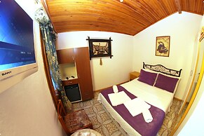 Antik Motel