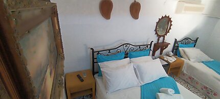 Antik Motel