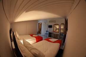 Antik Motel